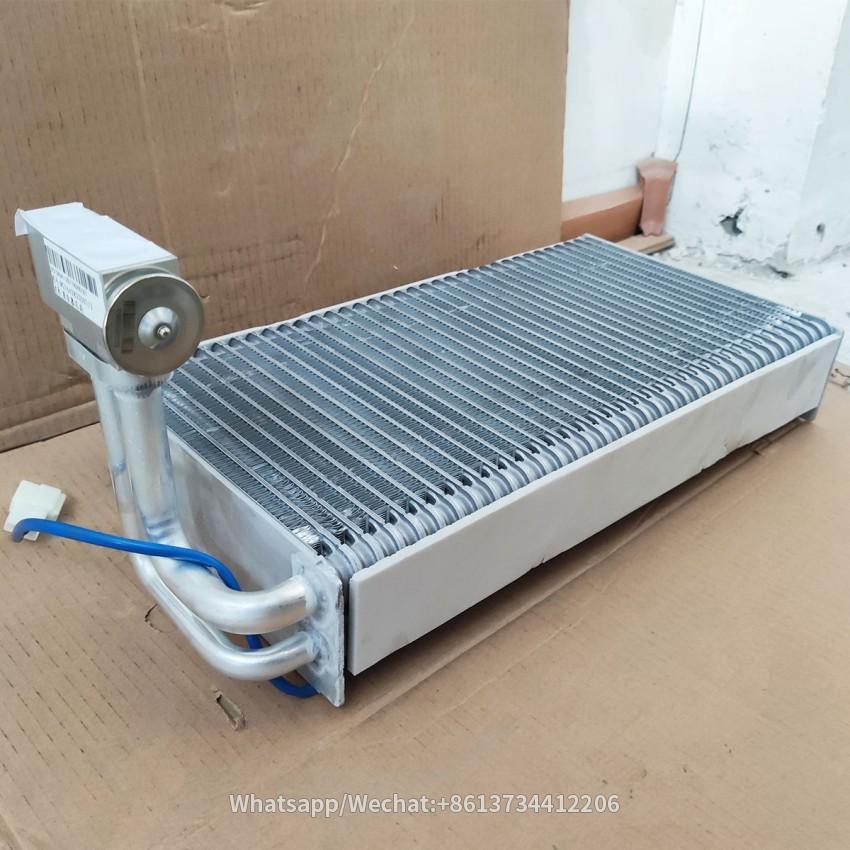 Engine Part WG1642820005 Air Conditioning Evaporator HOWO Auto AC Durable Evaporator