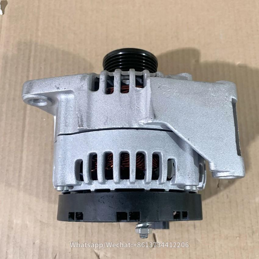 HOWO Spare Parts Engine Parts VG1246090017 28V Alternator Sinotruk