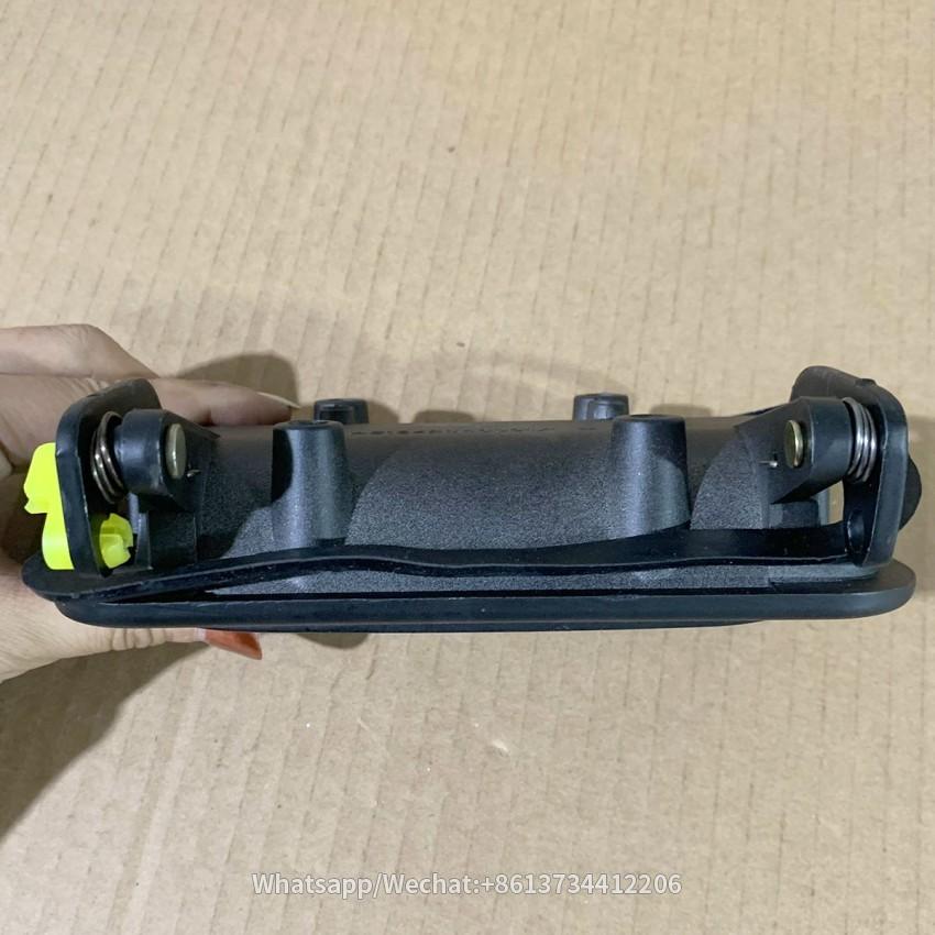 FAQ for HOWO Truck Spare Parts Outer Door Handle Wg1642340101 Q: Are you Dealer or Factory for HOWO Truck Spare Parts Outer Door Handle Wg1642340101? A: We are the factory, and we produce more than 2