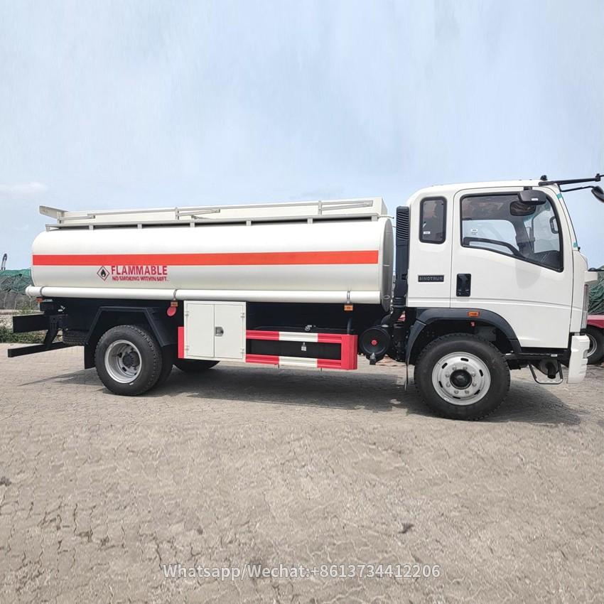 Howo 6 Wheeler 5000L Fuel Tanker Truck