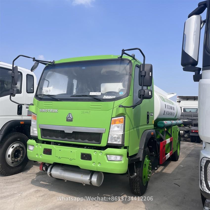 Howo Light Duty 8000liters Fuel Tanker Truck