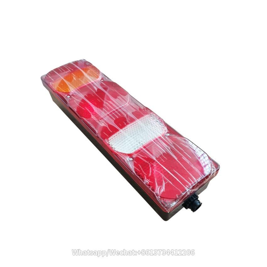 Rear Combined Lamp (Right) Spare Parts for SINOTRUK HOWO A7 Part No. WG9925810002