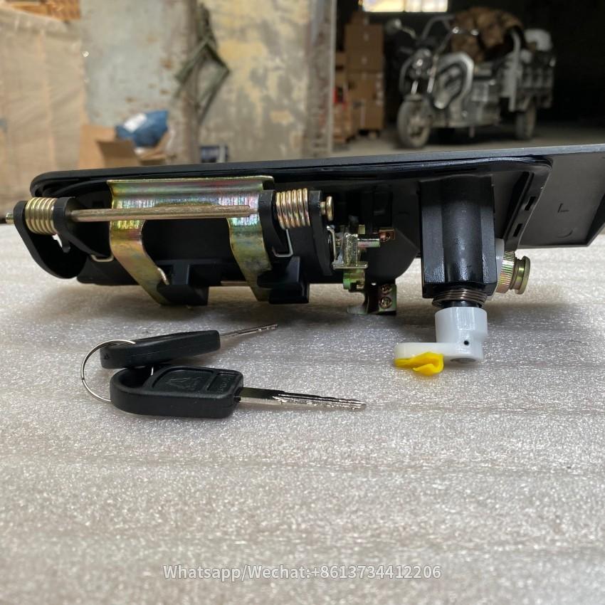 SINOTRUK A7 HOWO Door Handle WG1664340004