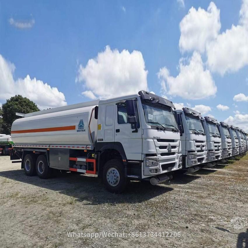 Sino Truck Howo Ten Wheeler Oil Tanker Truck