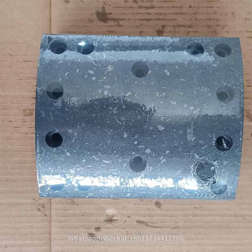 Sinotruck Howo A7 T7 T7H Truck Parts Rear Brake Drum Brake Lining