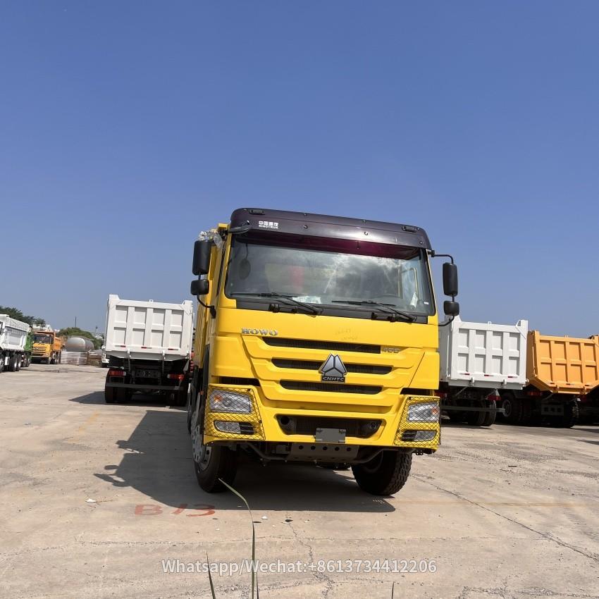 Sinotruk 8X4 12 Wheeler Truck