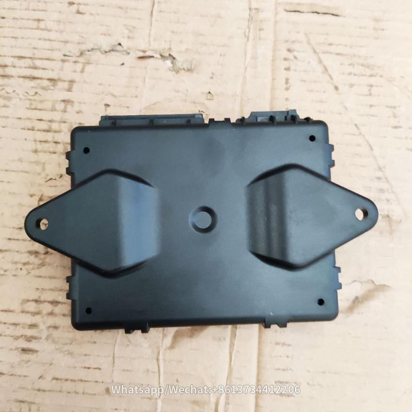 Sinotruk HOWO A7 Drive Cabin Spare Parts Left Door Switch Controller WG1664331063