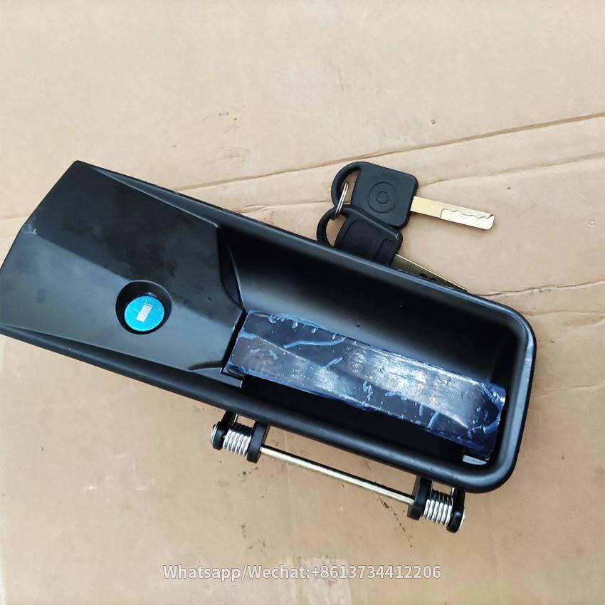 Sinotruk HOWO A7 Truck Parts Door Outer Handle WG1664340005