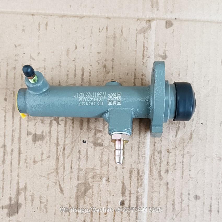 Sinotruk HOWO Truck Parts Clutch Master Pump WG9114230021