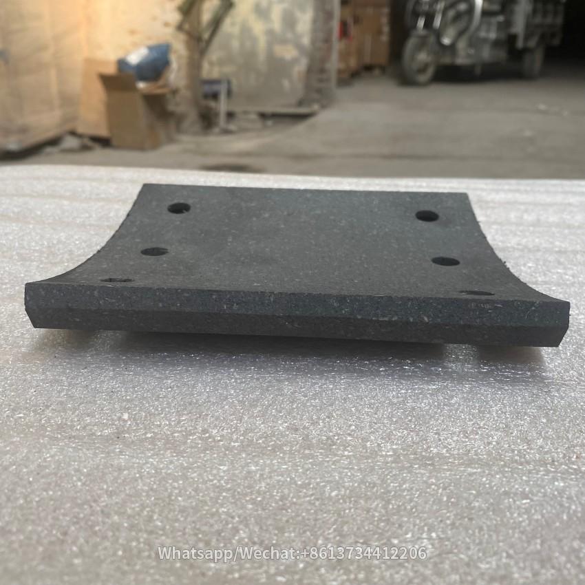 Sinotruk HOWO Truck Parts WG9100440027 Front Brake Lining
