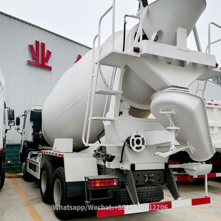 Sinotruk Howo 6x4 10cubic Meters 10 Wheeler Concrete Mixer Truck