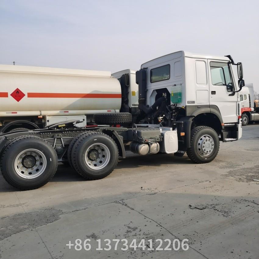 Ten Wheeler Truck