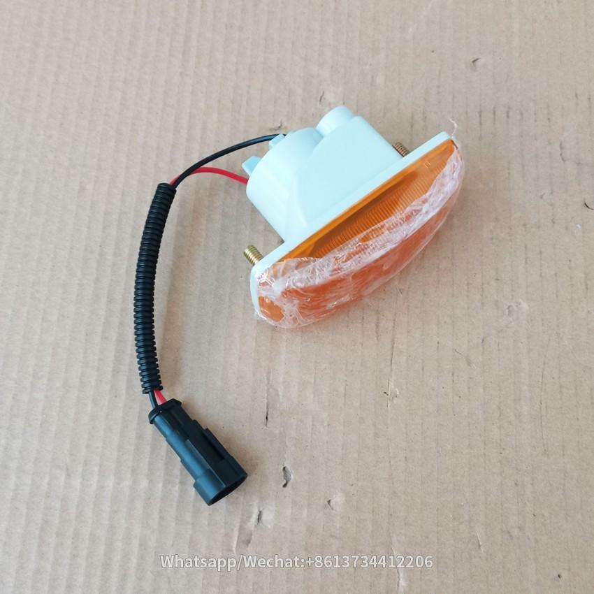Turning signal Lamp (Right) Spare Parts for SINOTRUK HOWO Part No. WG9925720013